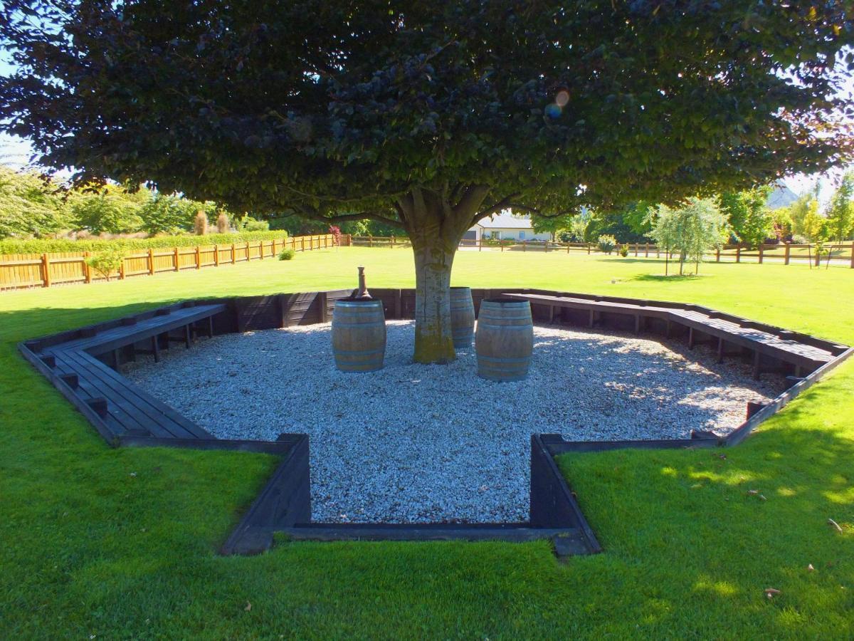 Copper Beech Wanaka - Luxury Accommodation Extérieur photo